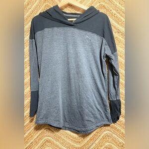 PUMA Lightweight Sweatshirt w/Hood,Black & Gray,Women's Size Large